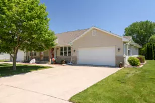 234 Brookside Dr, Mayville, WI 53050 - Photo 1