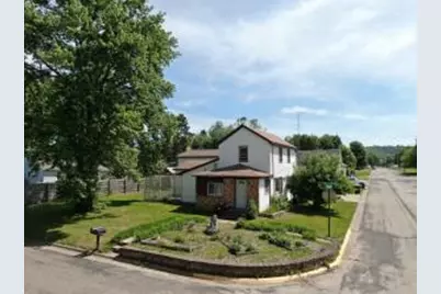 1222 S Wacouta Ave, Prairie Du Chien, WI 53821 - Photo 1