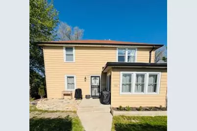 1902 S 76th St, West Allis, WI 53219 - Photo 1