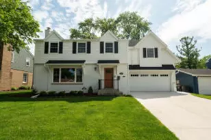 2550 N 93rd St, Wauwatosa, WI 53226 - Photo 1