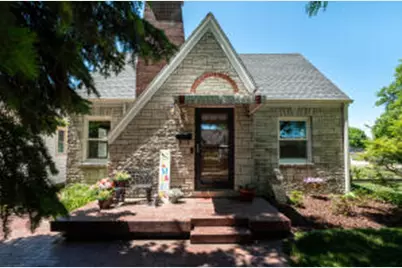 1309 S 91st St, West Allis, WI 53214 - Photo 1