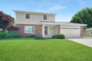 524 Birch Ln, Hartford, WI 53027 - Photo 1