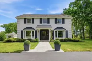 9431 W Hawthorne Rd, Mequon, WI 53097 - Photo 1