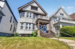 2955 N Holton St, Milwaukee, WI 53212 - Photo 1