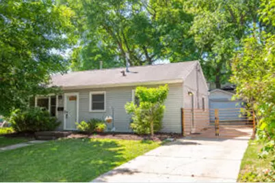 2115  Oaklawn Ave, Waukesha, WI 53188 - Photo 1