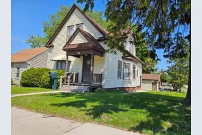 2023 S 10th St, Manitowoc, WI 54220 - Photo 1