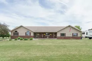 W5546 Sun Rd, Clyman, WI 53039 - Photo 1