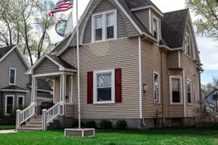 2126 Market St, La Crosse, WI 54601 - Photo 1
