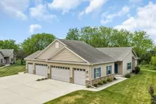 926 Langdon Ct, Racine, WI 53406 - Photo 1