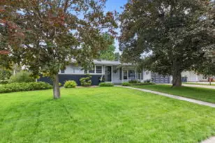 3003 Lincoln Ave, La Crosse, WI 54601 - Photo 1