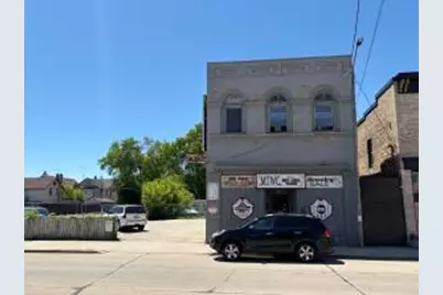 1022 S 10th St, Manitowoc, WI 54220 - Photo 1