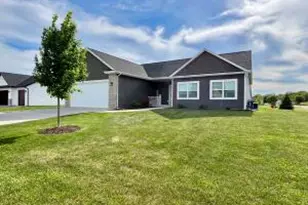 439 East St, Juneau, WI 53039 - Photo 1