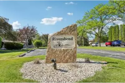 W178N9743  Riversbend Cir, Germantown, WI 53022 - Photo 1