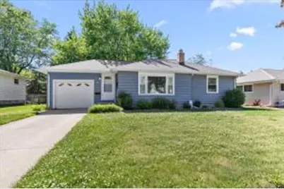 606 N Cedar St, Horicon, WI 53032 - Photo 1
