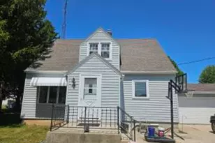 4428 Menasha Ave, Manitowoc, WI 54220 - Photo 1
