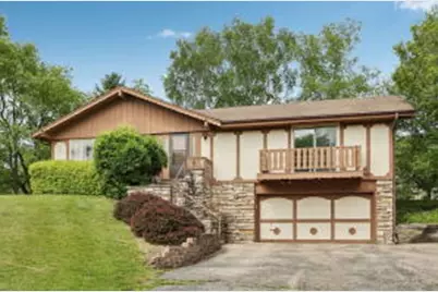 N71W30583  Mary Hill Dr, Merton, WI 53029 - Photo 1