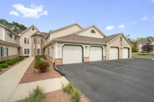 4511 S 124th St, New Berlin, WI 53151 - Photo 1