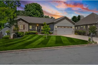 911  Steven Pl, Campbell, WI 54603 - Photo 1