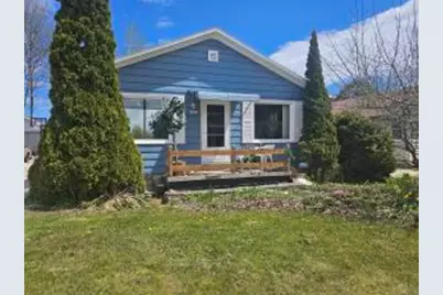 1621  Johnston Dr, Manitowoc, WI 54220 - Photo 1