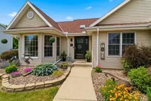 6825 S Crane Dr, Oak Creek, WI 53154 - Photo 1