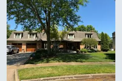 7818  Geralayne Cir, Wauwatosa, WI 53213 - Photo 1