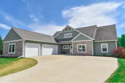 4915  Meadowview Ct, Cedarburg, WI 53024 - Photo 1