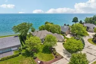 4731 Woodlake Ct, Racine, WI 53403 - Photo 1