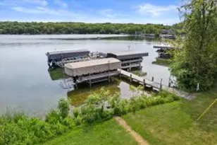 1542 3rd St, Delafield, WI 53018 - Photo 1
