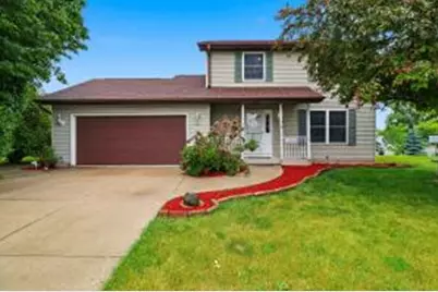 10341 S Oriole Ln, Oak Creek, WI 53154 - Photo 1