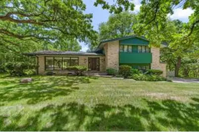S23W26167  Canterbury Ln, Waukesha, WI 53188 - Photo 1