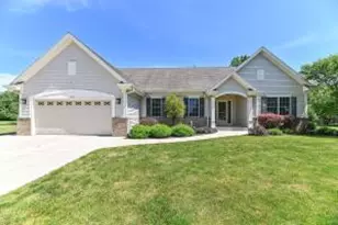 6305 Cedarhedge Dr, Racine, WI 53406 - Photo 1