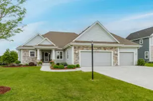 W200N4949 Tamarind Wy, Menomonee Falls, WI 53051 - Photo 1