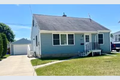 2415  16th St, Two Rivers, WI 54241 - Photo 1