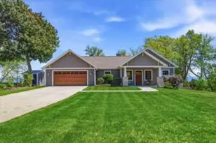 2727 Highland Terrace, Sheboygan, WI 53083 - Photo 1