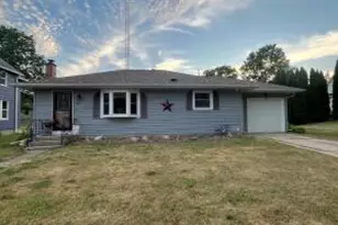 119 Roosevelt St, Fort Atkinson, WI 53538 - Photo 1