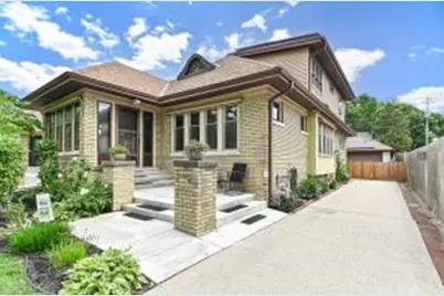 2320 N 62nd St, Wauwatosa, WI 53213 - Photo 1