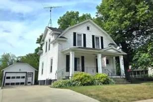 606 E Sherman Ave, Fort Atkinson, WI 53538 - Photo 1