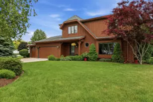 3720 Briarwood Ln, Manitowoc, WI 54220 - Photo 1