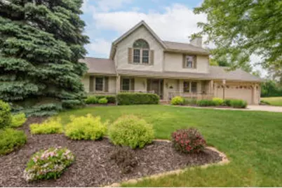W160N10664  Fieldstone Pass, Germantown, WI 53022 - Photo 1