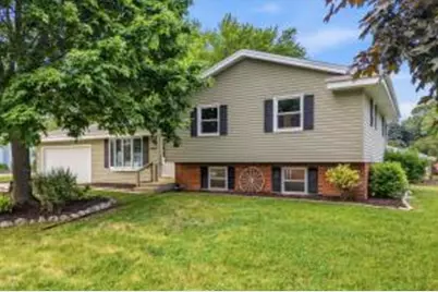 1620  1st Ave, Grafton, WI 53024 - Photo 1