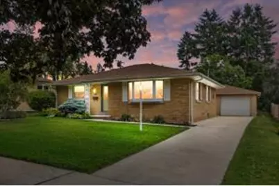 935  Virginia St, Racine, WI 53405 - Photo 1