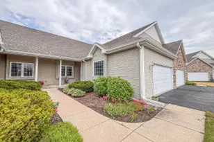 650 Waters Edge Dr, Whitewater, WI 53190 - Photo 1