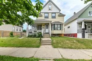 2437 S 29th St, Milwaukee, WI 53215 - Photo 1