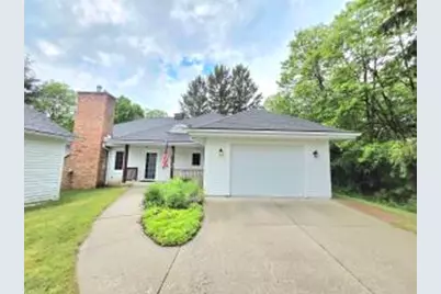 707  Giddings Ave, Sheboygan Falls, WI 53085 - Photo 1