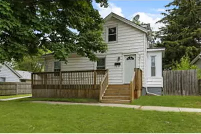 922  49th St, Kenosha, WI 53140 - Photo 1