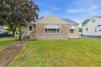 327 E Arndt St, Fond du Lac, WI 54935 - Photo 1