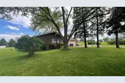 20525  93rd St, Bristol, WI 53104 - Photo 1