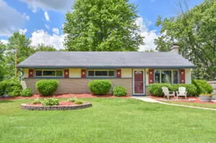 W200N9459 Woodside Ln, Menomonee Falls, WI 53051 - Photo 1
