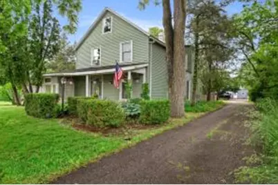 320  Curtis St, Lake Geneva, WI 53147 - Photo 1