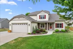550 Lambert Dr, Slinger, WI 53086 - Photo 1